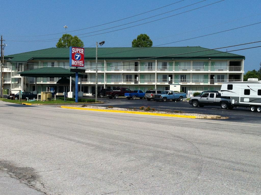 Super 7 Motel Richmond Dış mekan fotoğraf